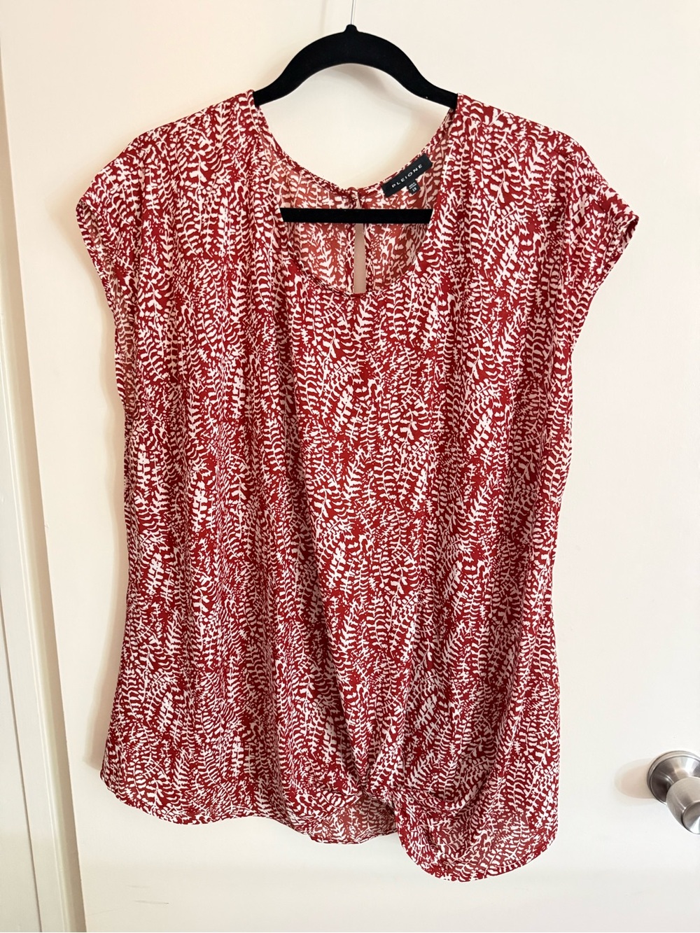 Worthington Red and White Printed Cap-Sleeve Blouse